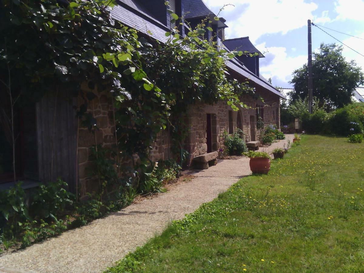 La Roche Bed & Breakfast Saint-Etienne-en-Cogles Dış mekan fotoğraf