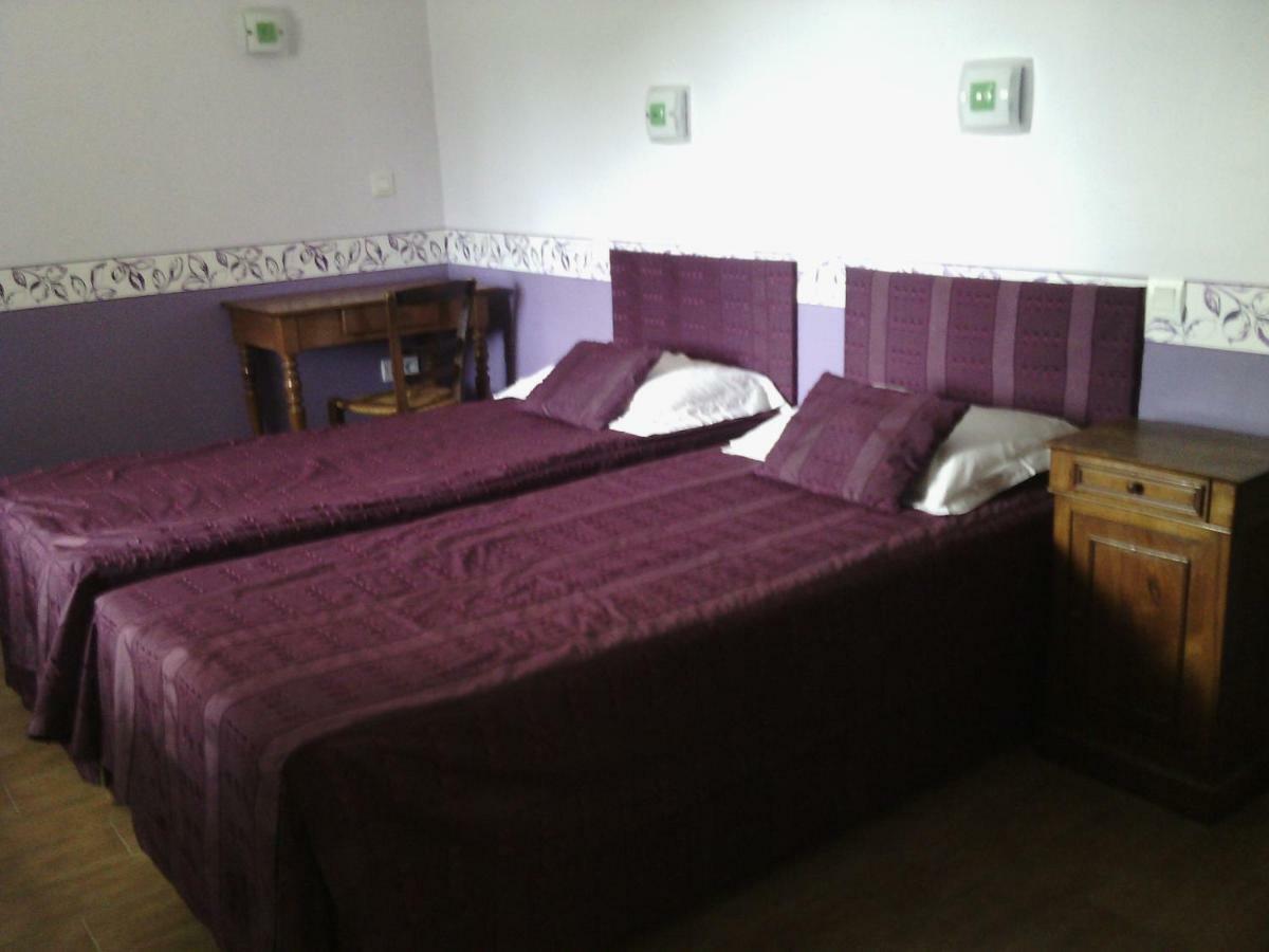La Roche Bed & Breakfast Saint-Etienne-en-Cogles Dış mekan fotoğraf